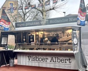 Kraam van visboer Albert uit Spakenburg