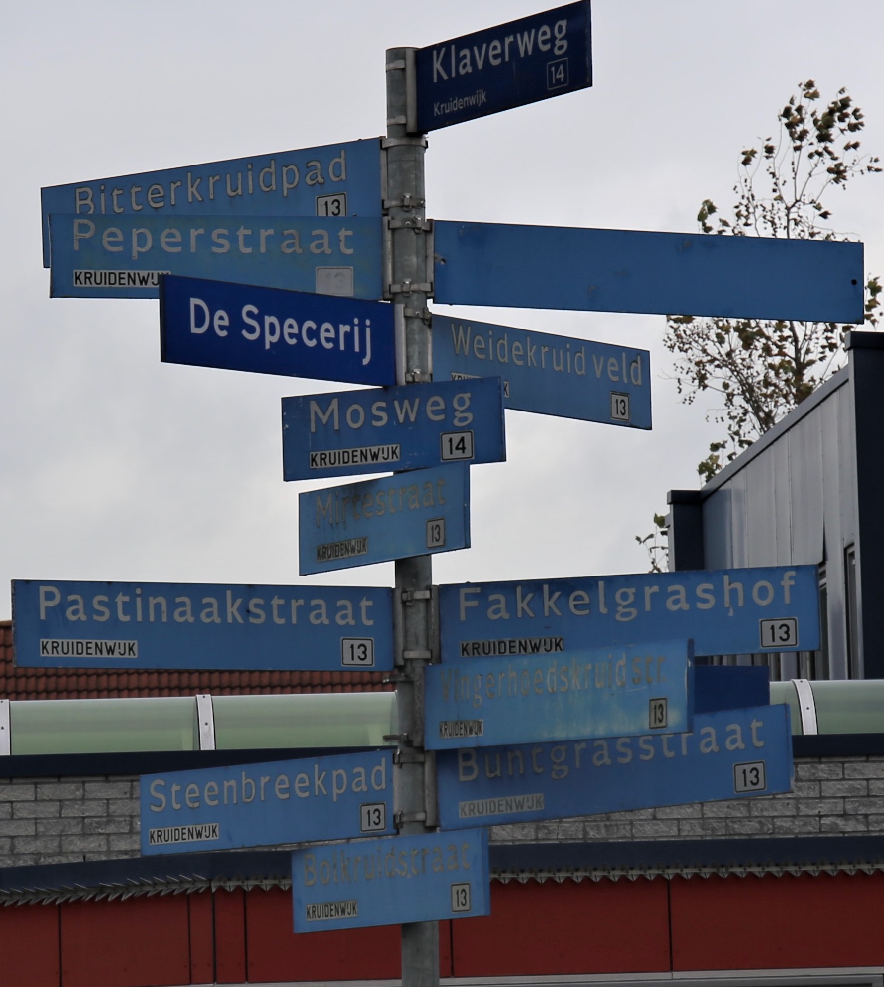 Straatnaam borden Kruidenwijk