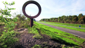 Ring langs de hoge Ring in Almere