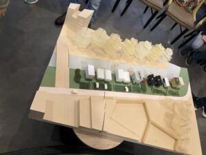 Van de ideeën voor het project Bouwen door de Buurt in Kruidenwijk, wordt één project binnenkort gerealiseerd. Aan het Gemberpad bij de Korianderbrug komen 8 koopkavels aan het water.